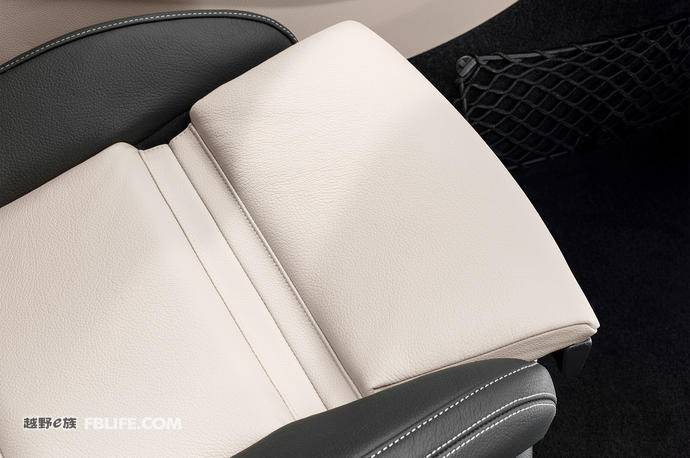 奔驰gla2202024款空间测评,2018奔驰gla2504matic测评