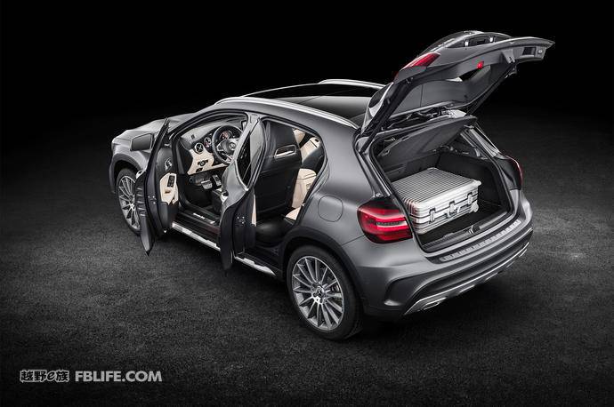 奔驰gla2202024款空间测评,2018奔驰gla2504matic测评