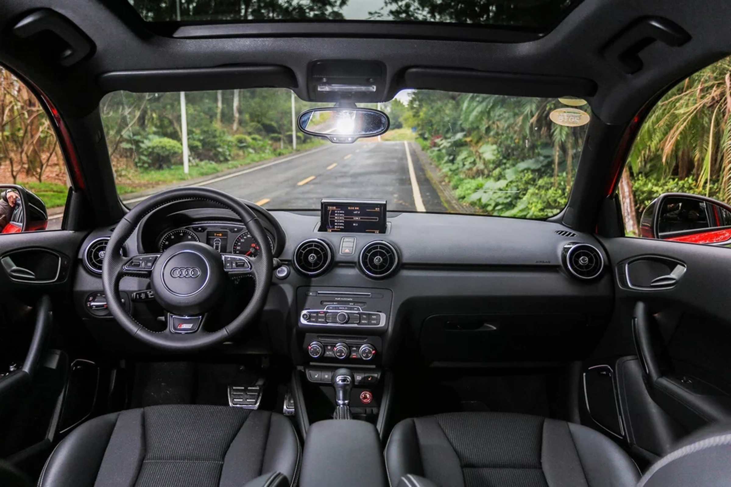 全新奥迪a1冷门小钢炮,奥迪a1品质如何