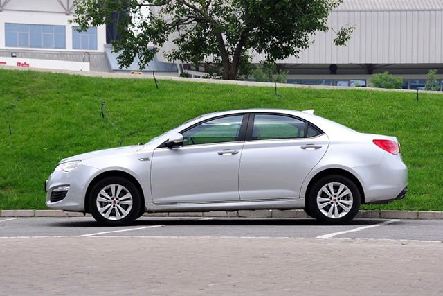 荣威550测评2011款,荣威550s自动挡质量如何