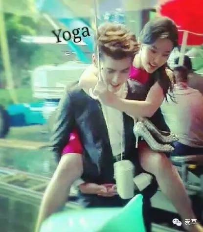 图嗨森丨看男神们用“绅士手”维持风度！女子晒与宋仲基“结婚证”惹怒父亲！