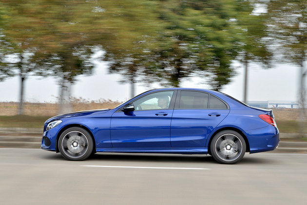 评测奔驰c300,试驾奔驰c300新款