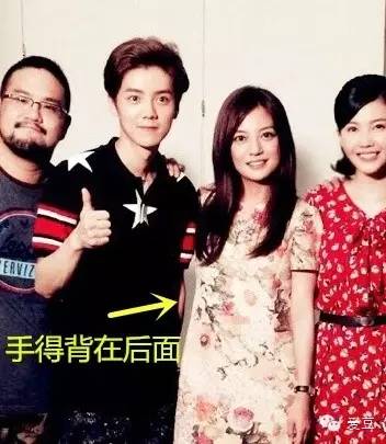 图嗨森丨看男神们用“绅士手”维持风度！女子晒与宋仲基“结婚证”惹怒父亲！