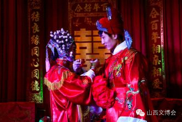 闹婚礼的正确姿势,闹洞房是什么样的形式