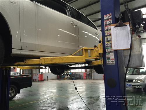 汽车快修养护极简养车优惠,养车无忧为什么要在店内维修