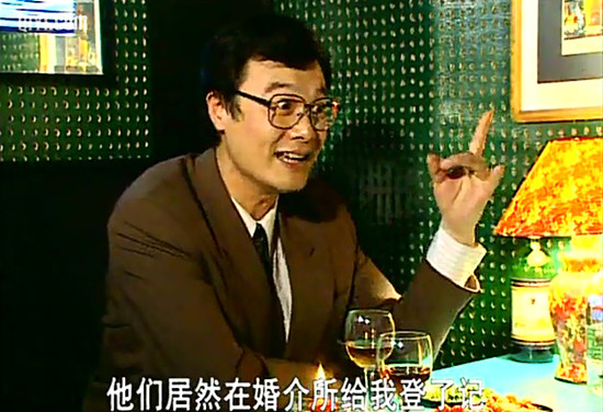 他曾比葛优还有名，因演反派被唾骂追打，53岁坚持丁克至今无子