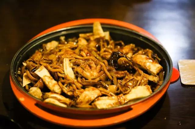 宋仲基韩国吃饭 (宋仲基韩国料理)