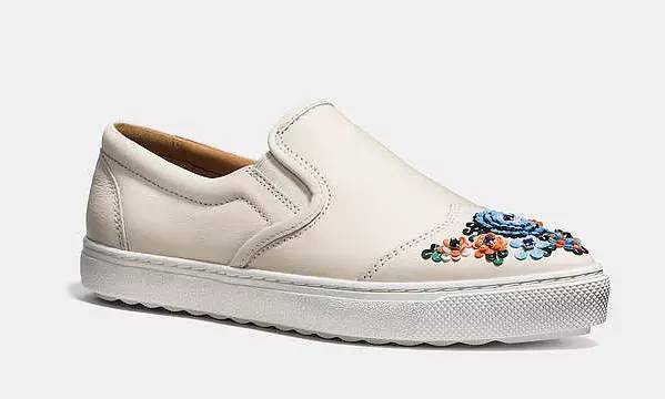 今年最流行的平底鞋,今年春夏有什么平底鞋品牌