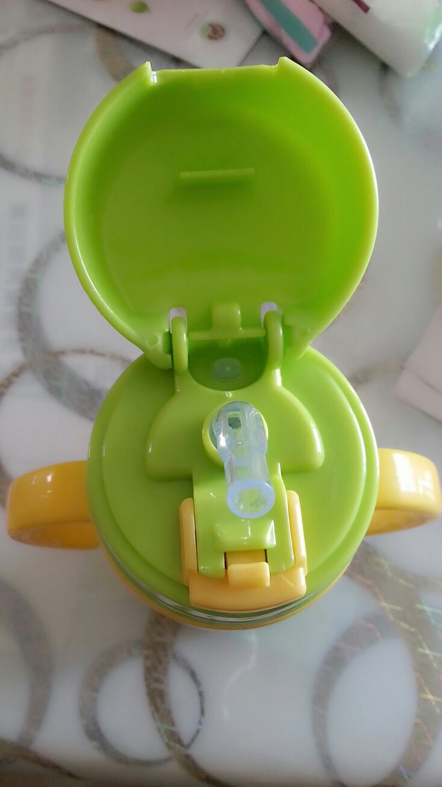 换个水杯宝宝不喝水怎么办,治宝宝不爱喝水的杯子