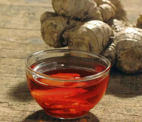 生姜放床头真的能帮助睡眠吗,睡眠枕头底下放姜片