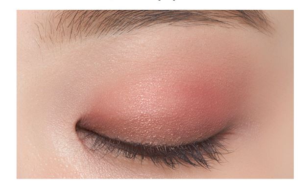 平价眼影盘9.9元三个,韩国品牌眼影盘