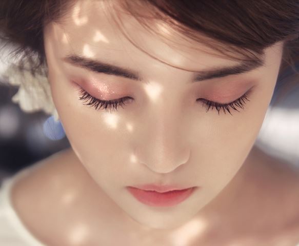 平价眼影盘9.9元三个,韩国品牌眼影盘