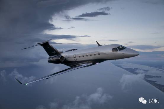 成龙谈私人飞机,成龙的三架飞机型号