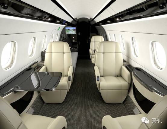 成龙谈私人飞机,成龙的三架飞机型号