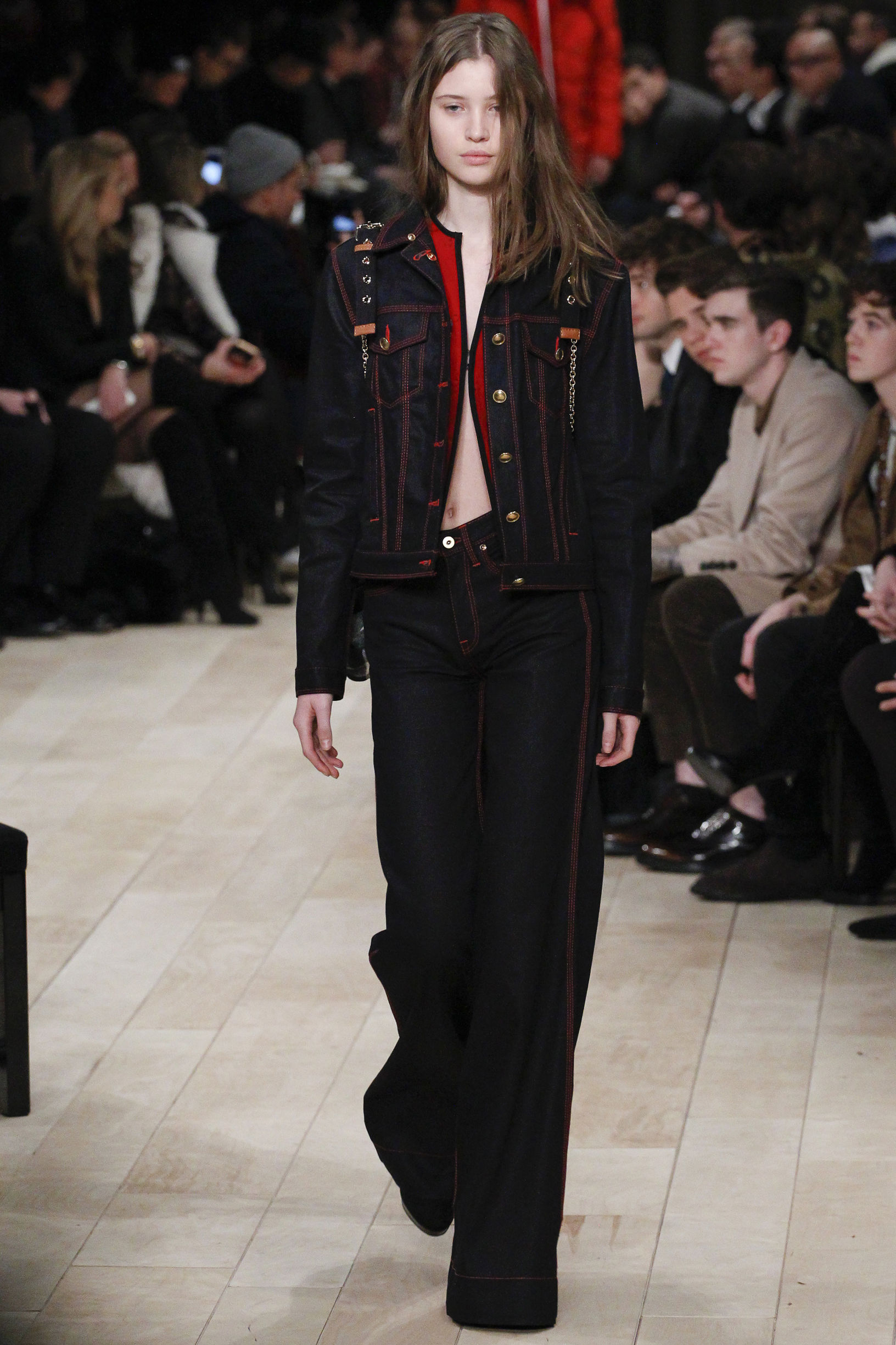 burberry男装街拍,burberry新季迷惑时尚单品男装