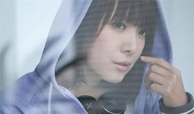 1到2千耳机,从1到100的音频