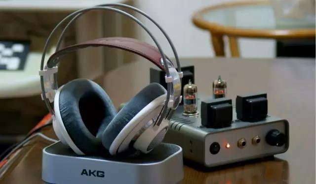 1到2千耳机,从1到100的音频