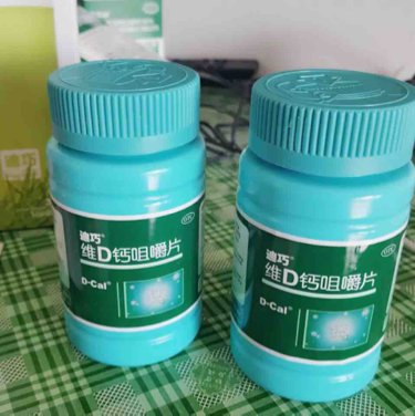 产后大把掉头发是什么原因引起的,产后头发剪短可以缓解掉头发吗