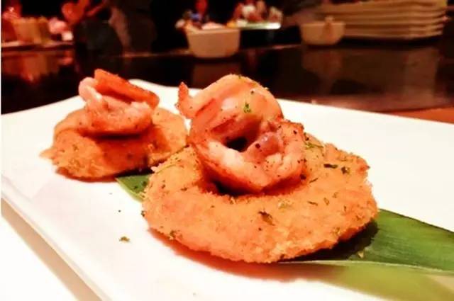 能吃一整天的自助餐,可以吃上一天的自助餐