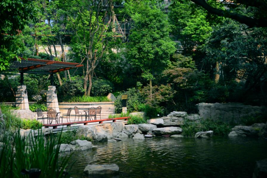 成都郫都区龙城国际房价,犀浦龙城国际西城御景小区二楼