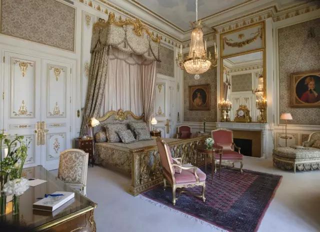 一开始我也不懂,为什么名人都爱住这些老酒店,直到...