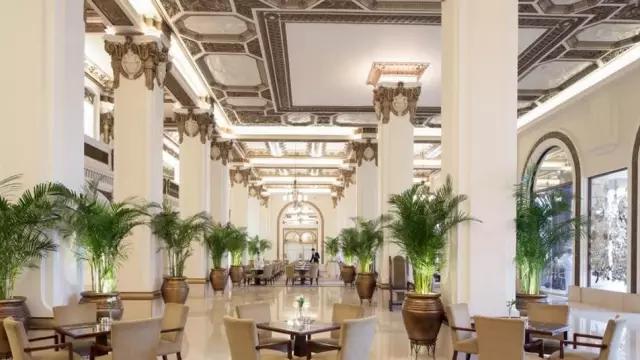 一开始我也不懂,为什么名人都爱住这些老酒店,直到...