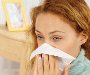 鼻炎不治危害,鼻炎不可怕用两种药