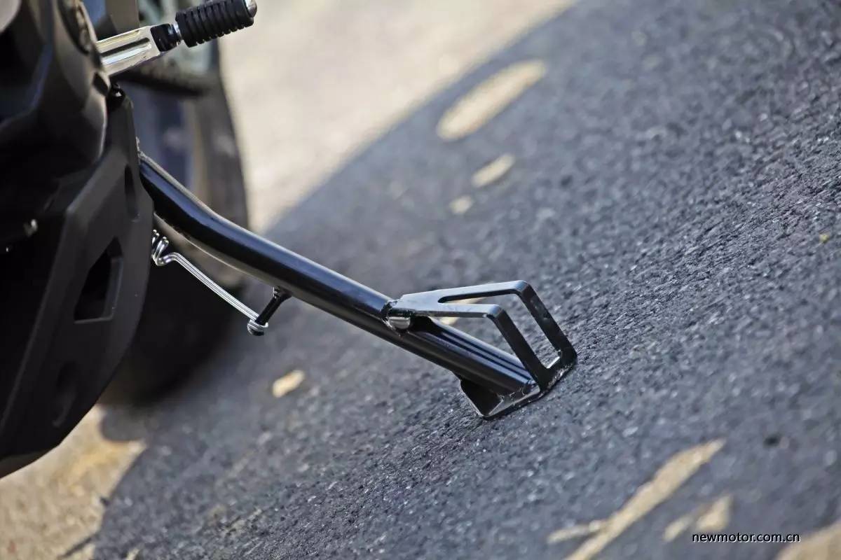 春风650nk和400nk如何选,春风400nk哪款最好