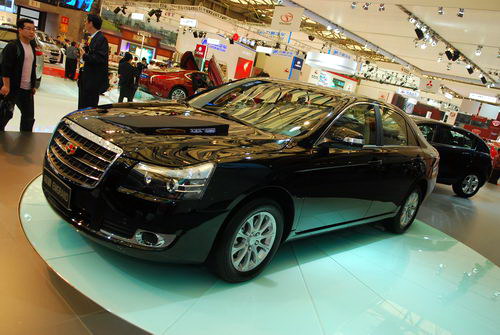 吉利帝豪跨界SUV动力干货在这/专家建议1.3T+AT更靠谱