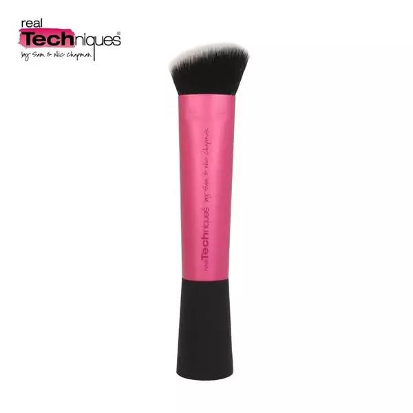 生活费2000的大学生买什么化妆品,学生党3000零花钱化妆品