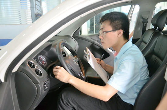 从期待到依赖写给经销商与终端店的“卡仕达·镜”体验