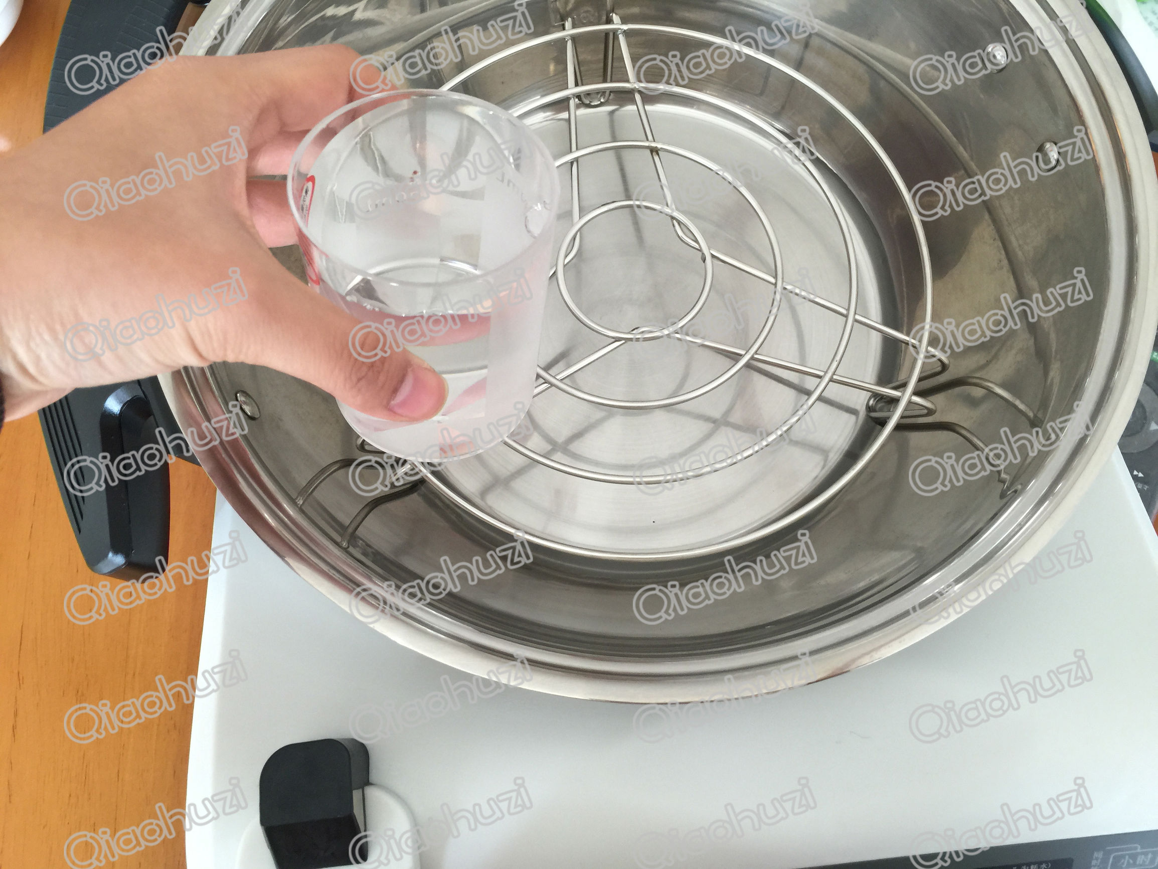 蒜蓉粉丝蒸扇贝这样做鲜香入味,家庭现成的蒜蓉粉丝蒸扇贝怎么弄