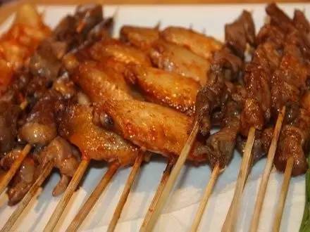 南京明瓦廊牛肉锅贴,南京明瓦廊小吃街推荐