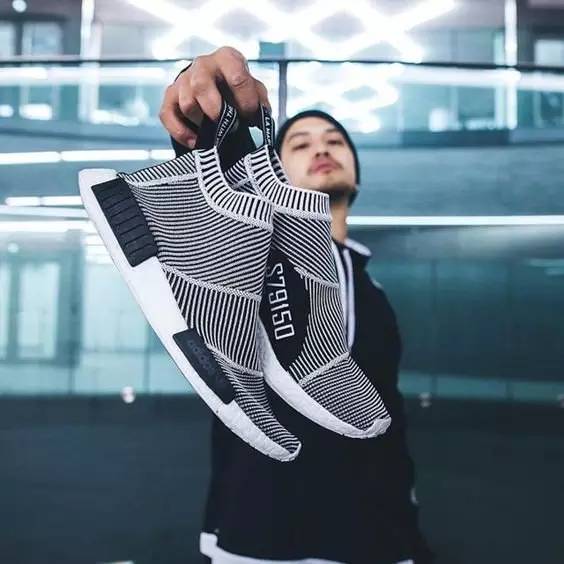 余文乐穿的匡威鞋子是哪一款,余文乐穿过的adidas鞋