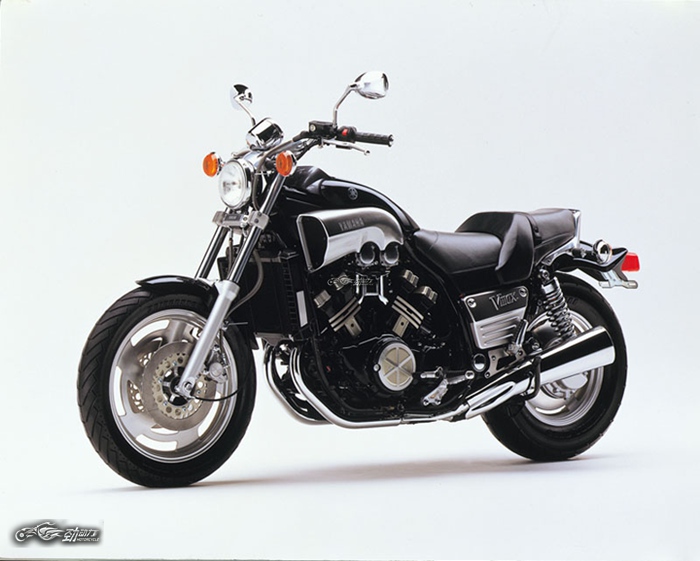 雅马哈经典探险车,雅马哈大魔鬼v-max车评