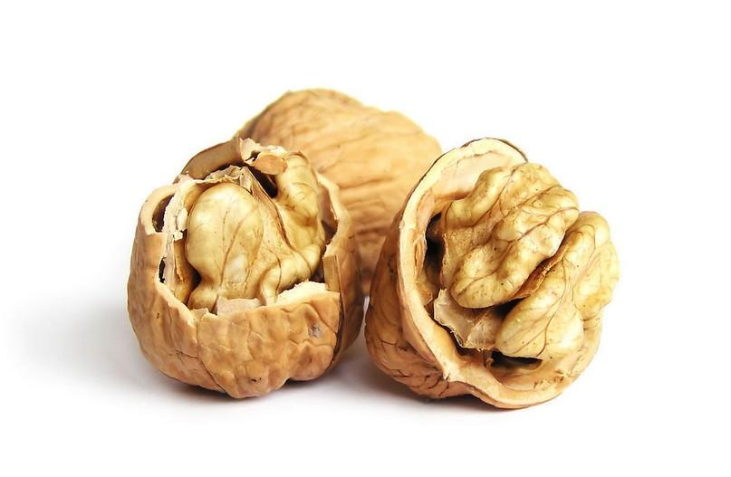 宝宝头发又稀又黄怎么办,吃什么食物可以帮助头发由白转黑