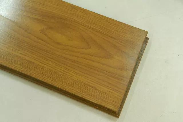 石塑地板和实木复合地板的区别,实木复合地板哪个品牌性价比高