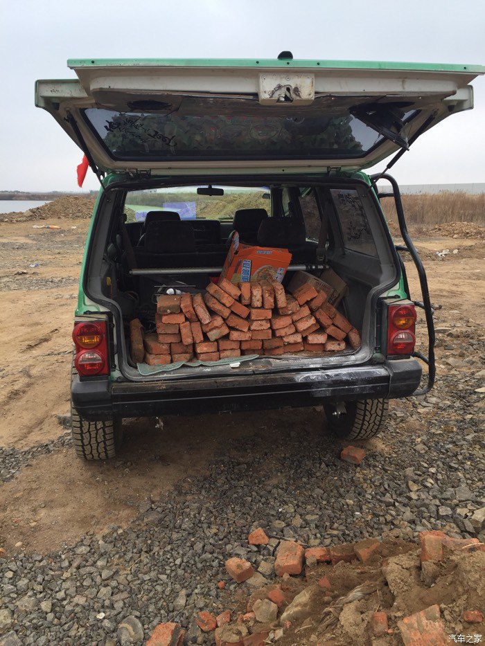 切诺基213全新车,1万多切诺基