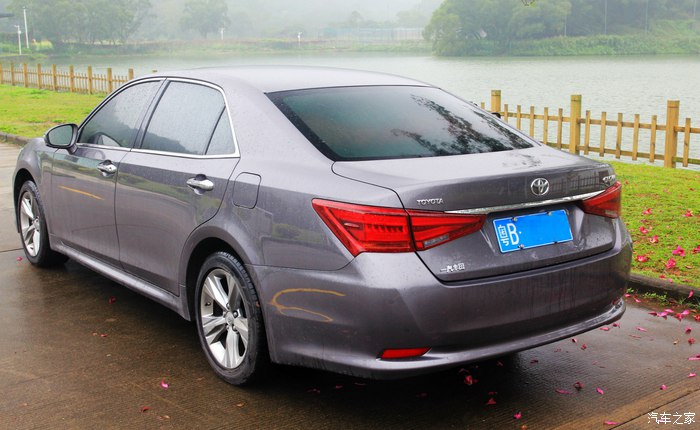 宝马调个软件参数就相差十几万果断放弃选择14代皇冠经典实在