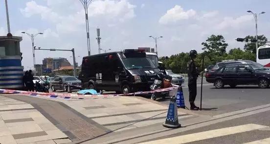 昆明警方击毙歹徒现场,昆明警察击毙歹徒现场