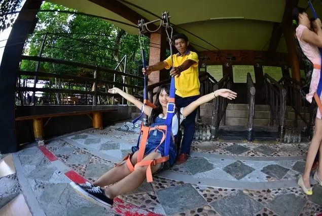 北方人第一次来三亚吃海鲜,一个人在三亚吃海鲜自助