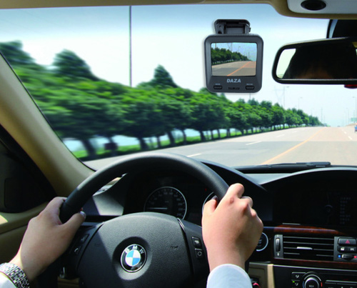 轩逸行车记录仪怎么看内存卡大小,360行车记录仪内存卡买多大的合适