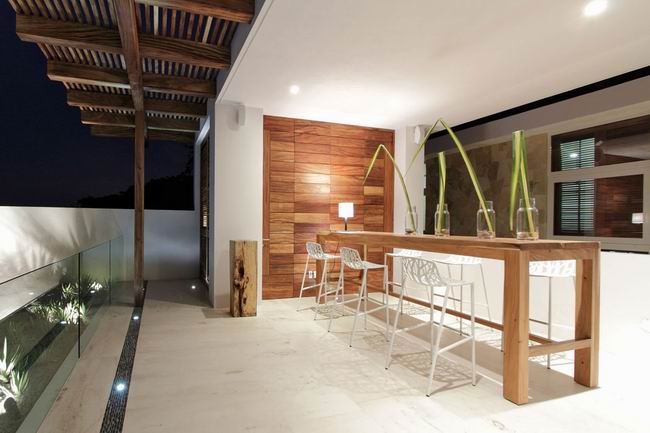 屋子后面有个掏空的树桩,农村发现神奇树桩