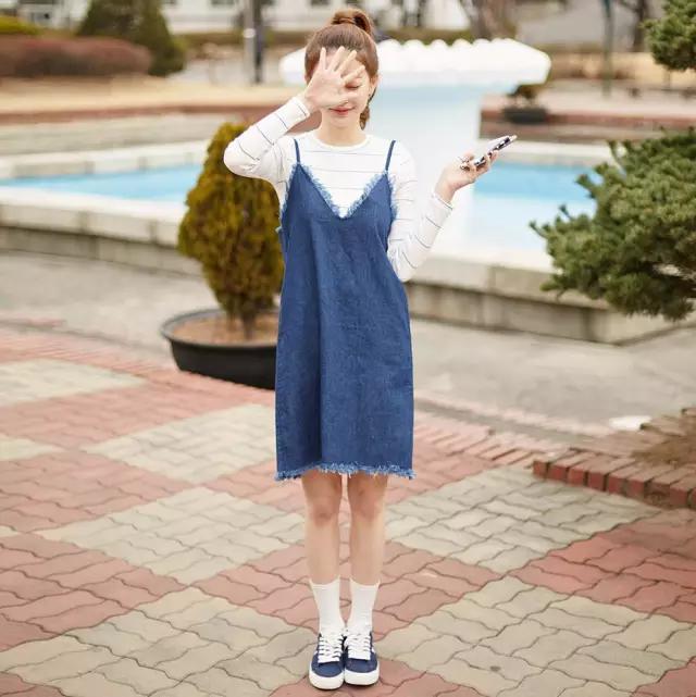 外国人穿的吊带裙,全世界都在穿的衣服