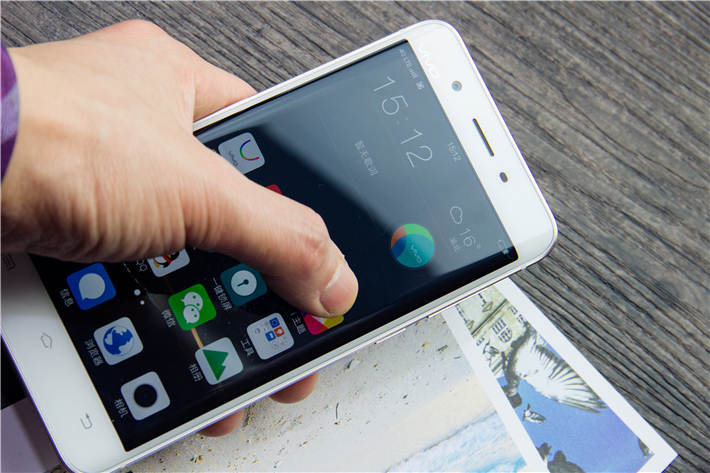 vivoxplay5测评吃鸡,vivoxplay5原神体验