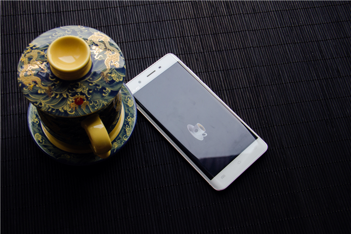 vivoxplay5测评吃鸡,vivoxplay5原神体验