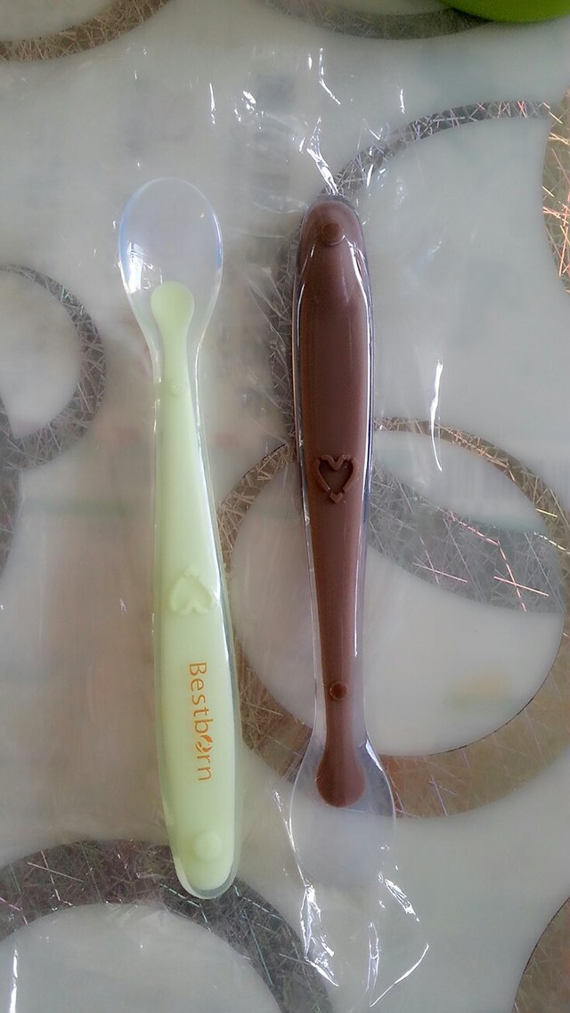 换个水杯宝宝不喝水怎么办,治宝宝不爱喝水的杯子