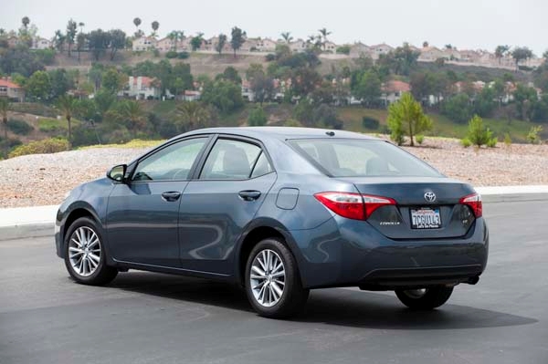 2016年丰田卡罗拉混动版价格,2016年丰田卡罗拉油耗