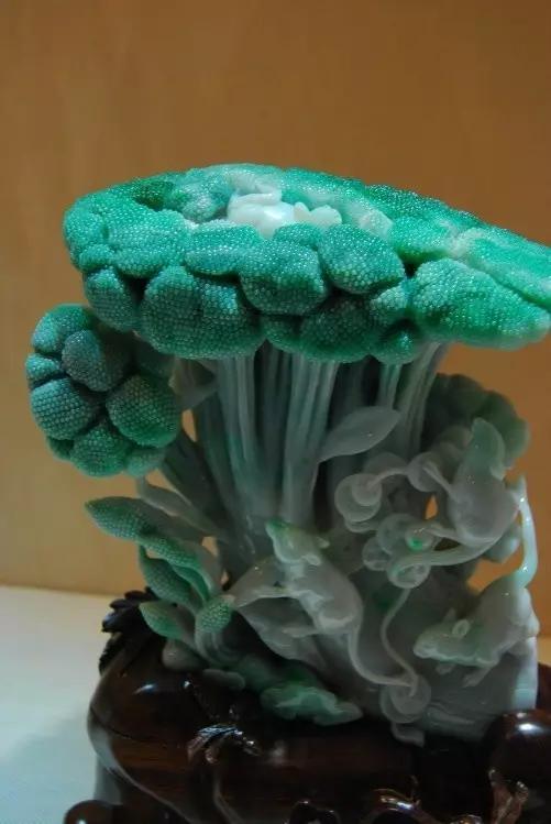 极品翡翠观音摆件,极品翡翠摆件巨无霸