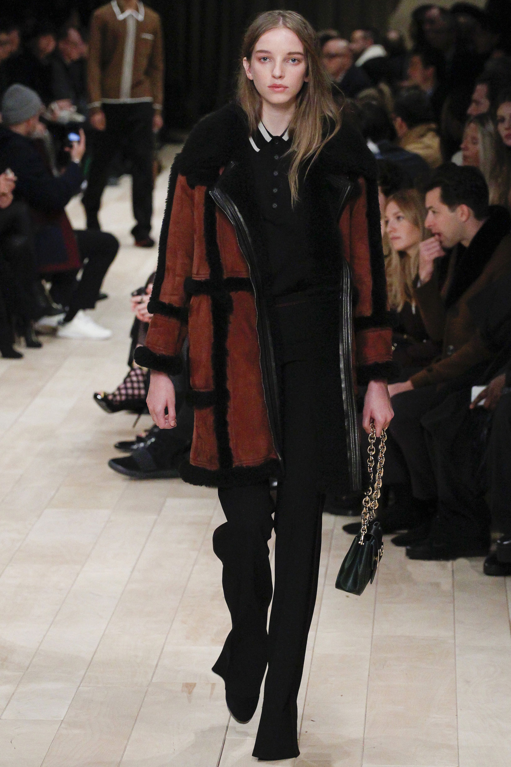 burberry男装街拍,burberry新季迷惑时尚单品男装